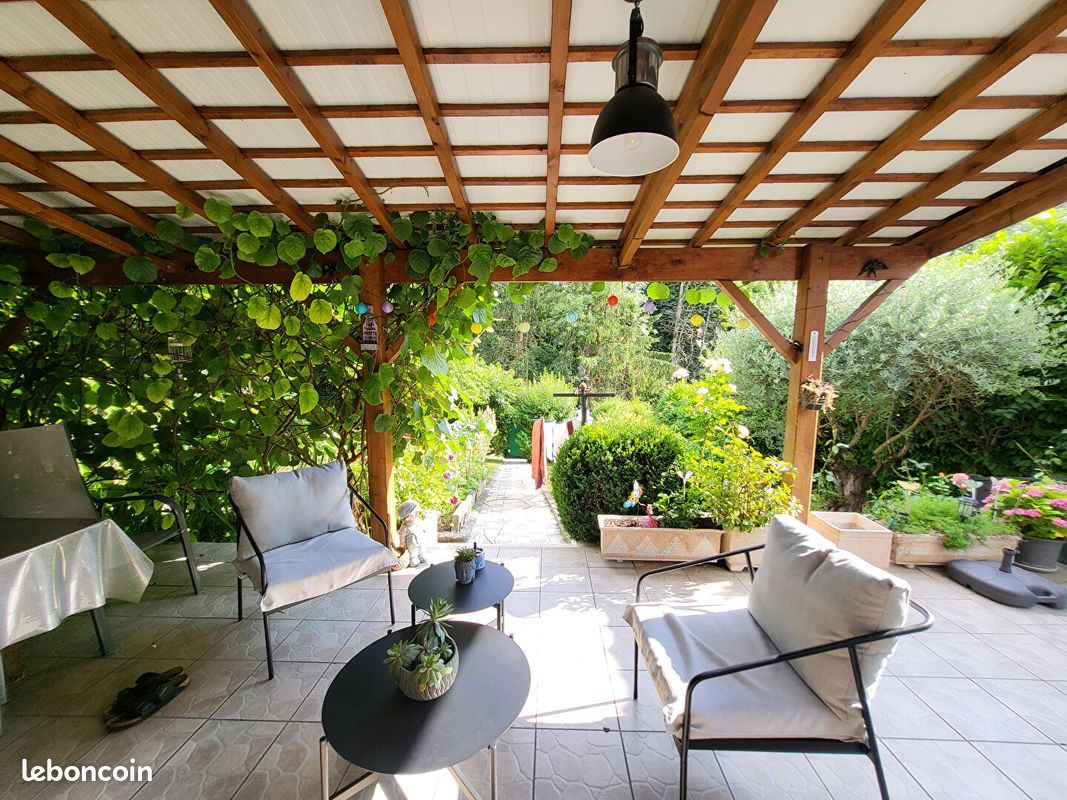 Maison 5 pièces 150 m² · à Vétraz-Monthoux · 150 m² · 582 000 €