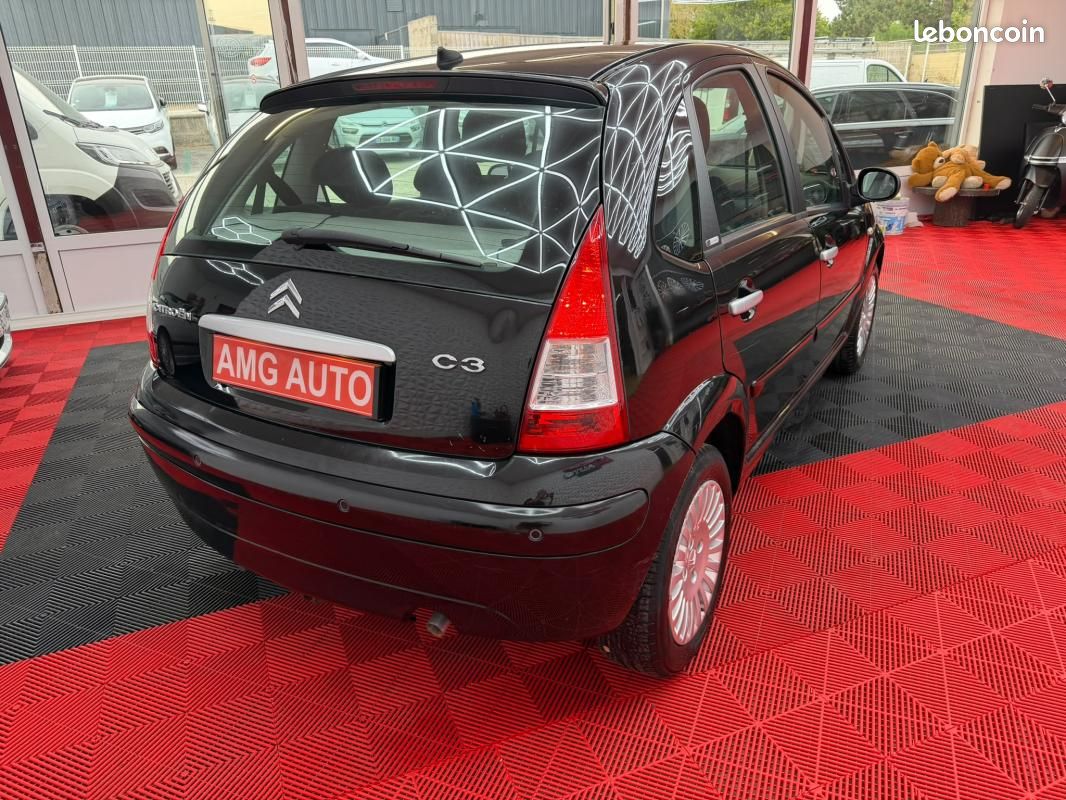 Citroën C3 1.6 i 16V 110 CV. Phase 2 (image 2)