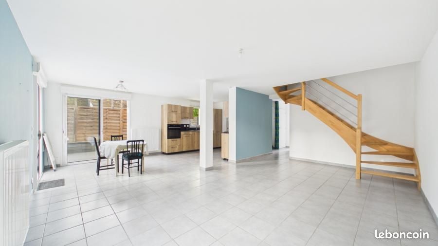 Maison 5 pièces 92 m² · à Thouaré-sur-Loire · 92 m² · 323 000 €