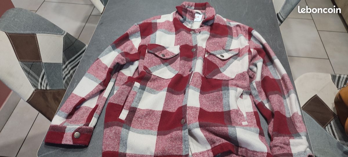 Chemise/veste fille ou femme (image 1)