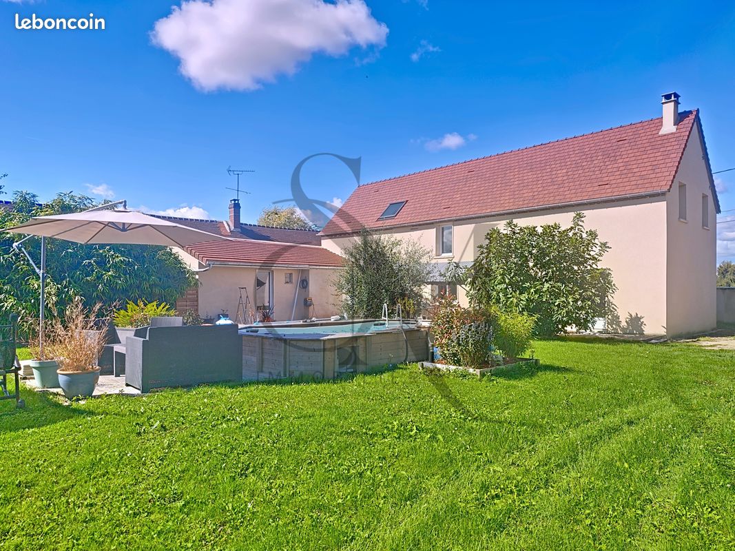 Maison 5 pièces 150 m² · à Pers-en-Gâtinais · 150 m² · 265 000 €