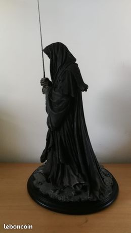 Iron Studios Le Seigneur des Anneaux statuette 1/10 Deluxe Art Scale Nazgul on Horse 42 cm