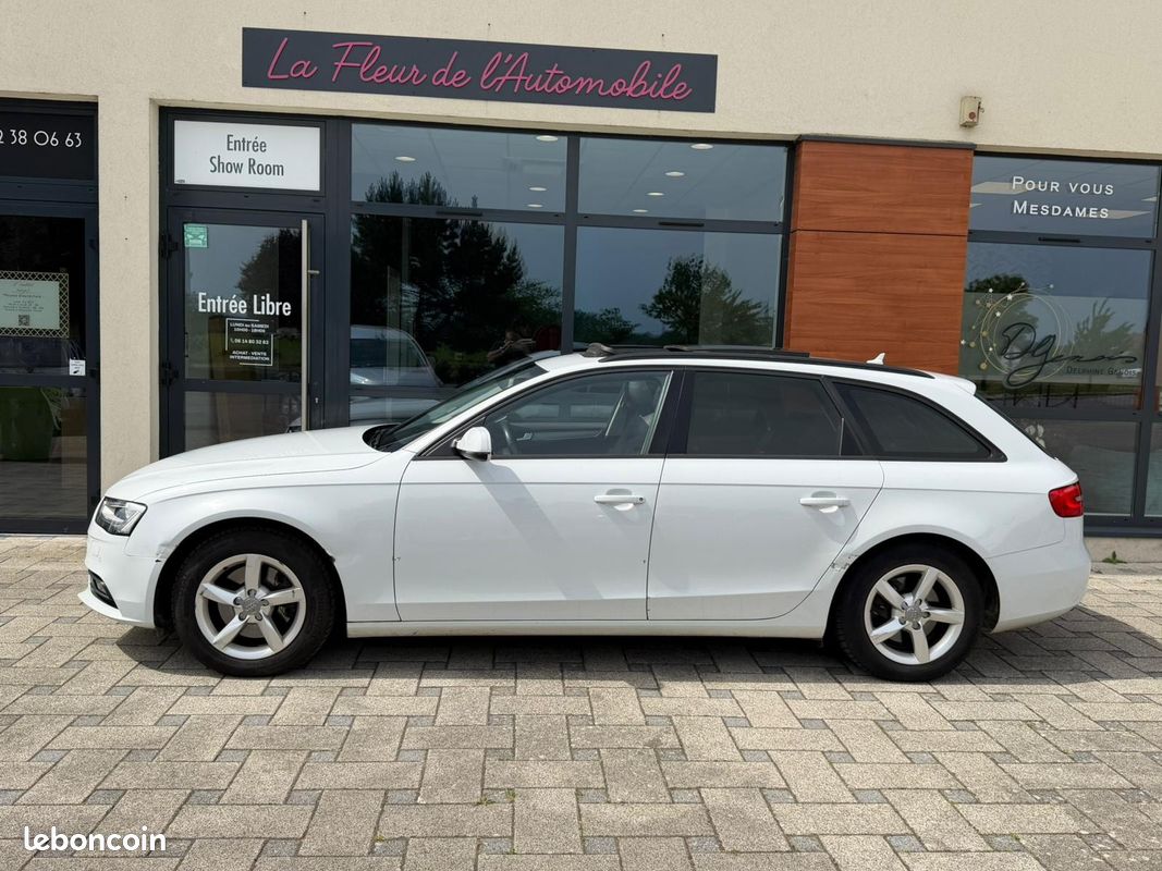 AUDI A4 AVANT 2.0 TDI 136 Ambiente - TOIT OUVRANT - RADAR AR (image 7)