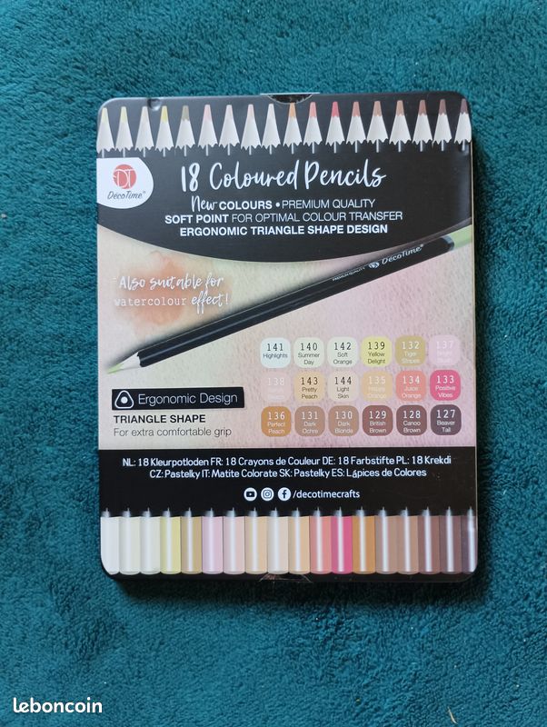 Lot de crayon de couleur (image 1)
