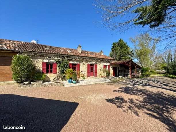 Maison 6 pièces 236 m²