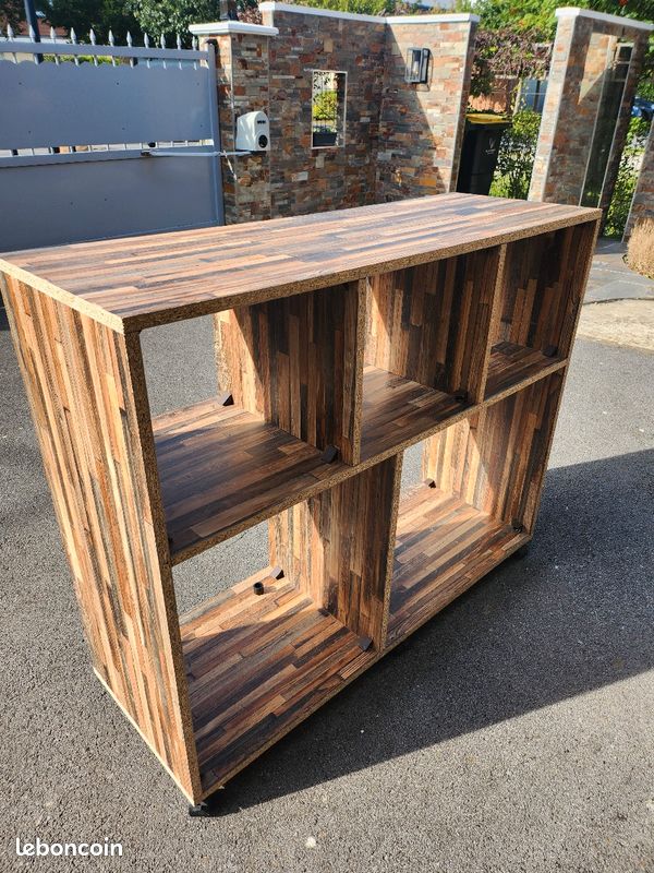 Meuble déco fait maison sur roulettes (image 1)