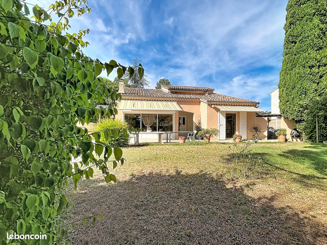 Maison 6 pièces 133 m² · à Le Pouzin · 133 m² · 342 500 €