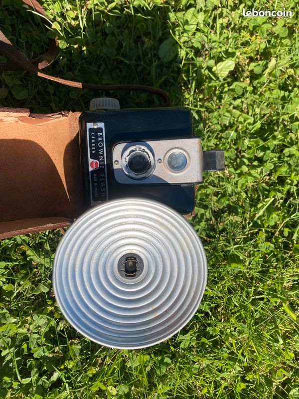 Appareil Photo Kodak Brownie Flash Avec étuis - Collection Vintage