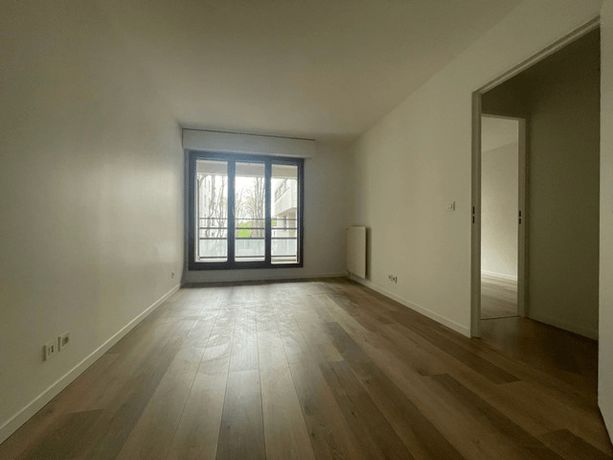 Appartement a louer rueil-malmaison - 4 pièce(s) - 102 m2 - Surfyn