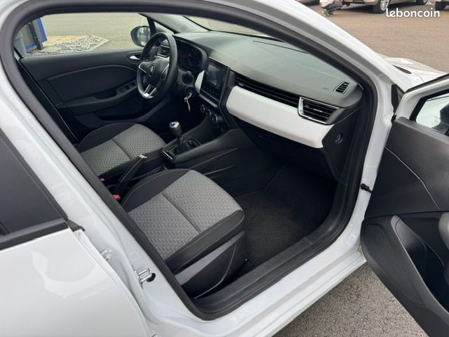 RENAULT Clio 5 Blue dCi 100 Evolution (image 8)
