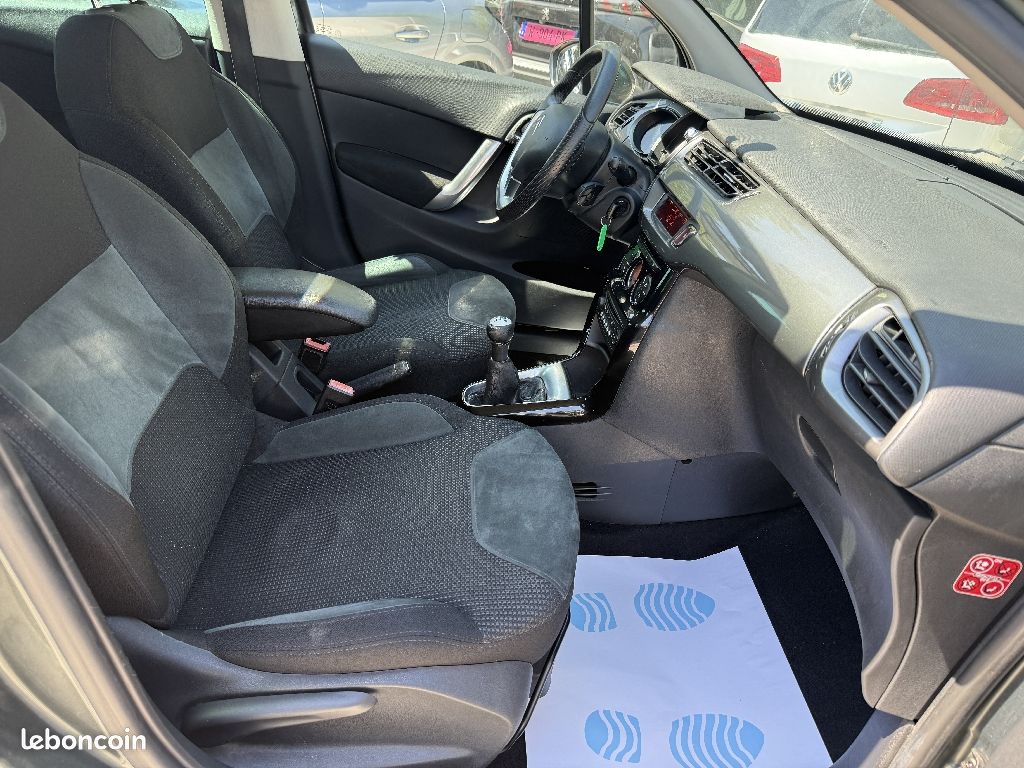 Citroën C3 HDi 90 Exclusive Distri Ok (image 7)