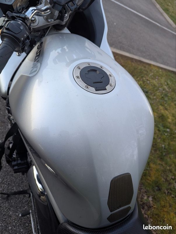 1200 bandit gsf s ou échange (image 2)