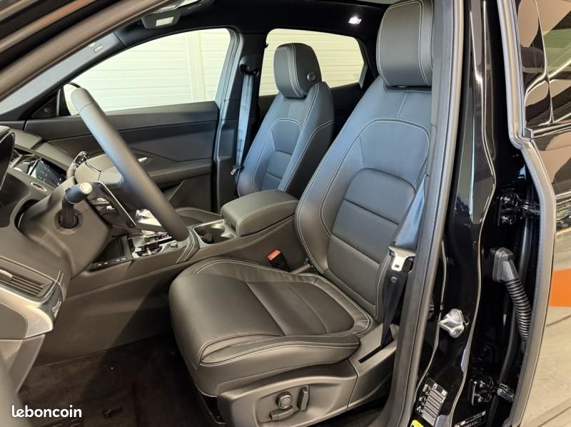 Jaguar E-Pace P270e PHEV 269ch R-Dynamic SE (image 10)