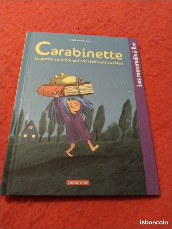 Livre Mac Donald's carabinettes la petite sorcière qui n'en fait qu'à sa tête (image 1)