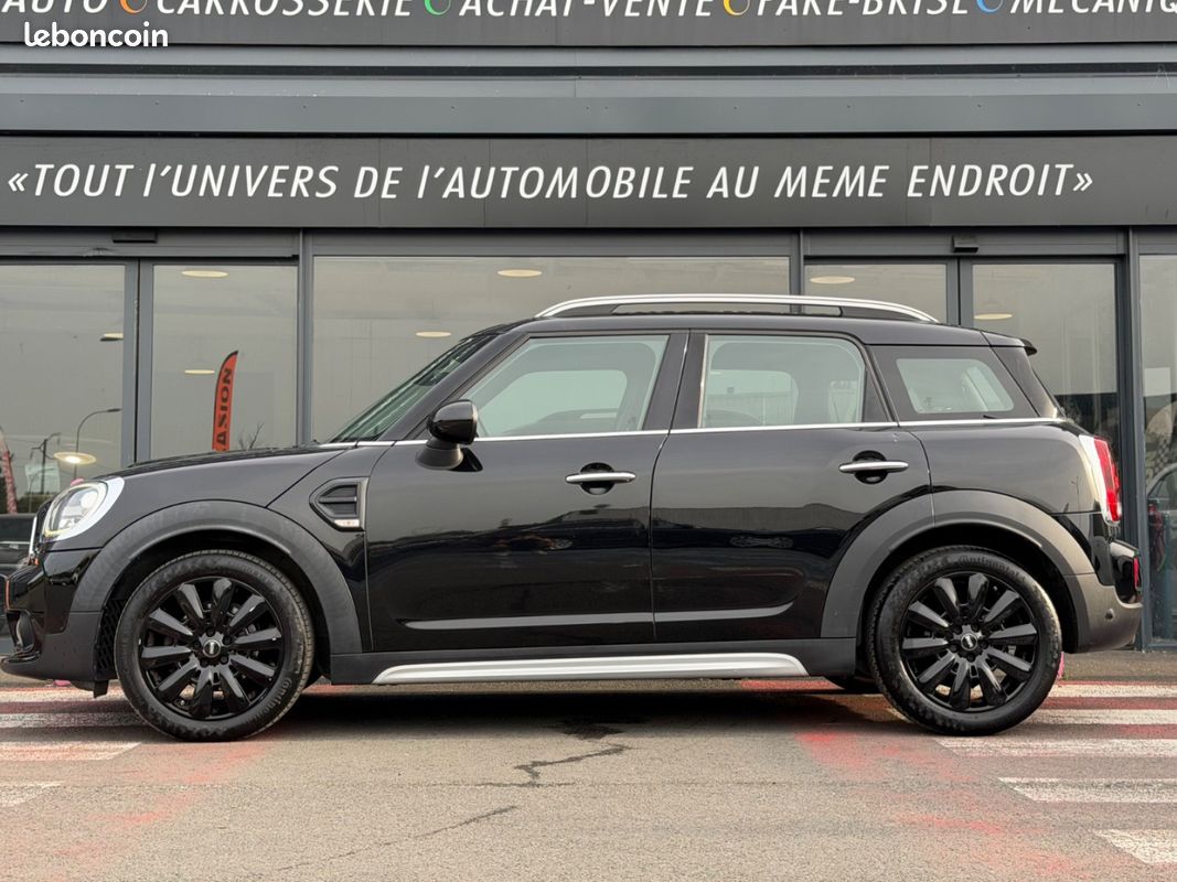 MINI COUNTRYMAN F60 136 ch BVA6 Cooper John Cooper Works CUIR BOITE AUTO GPS GARANTIE 12 MOIS (image 6)