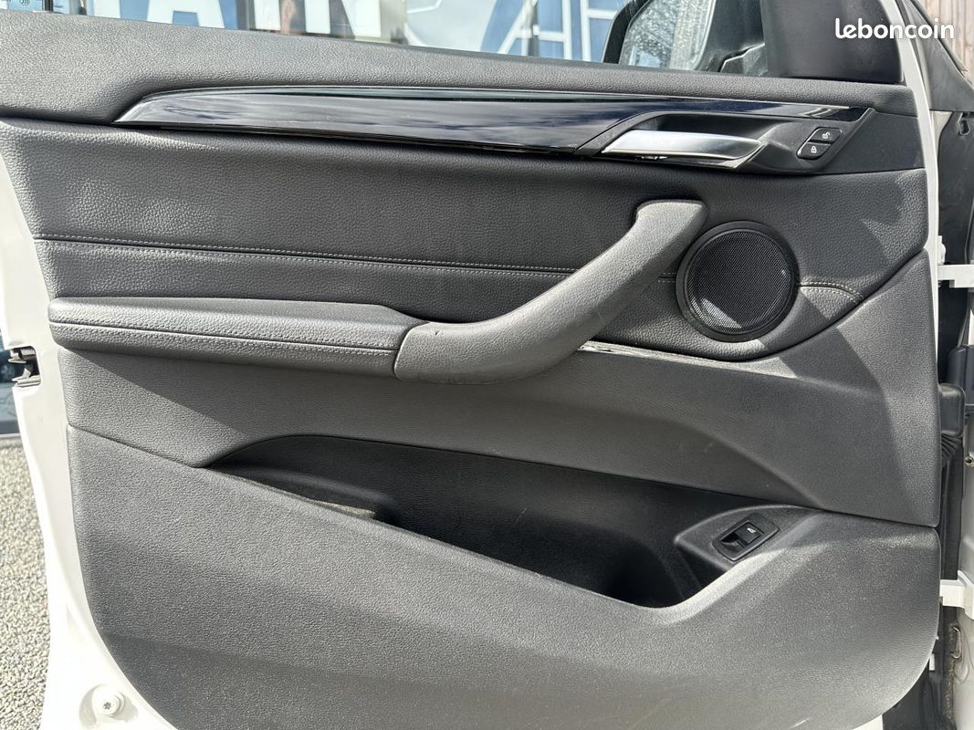 Bmw x1 xdrive 20d 190 ch bva sport xline ph1 (image 36)