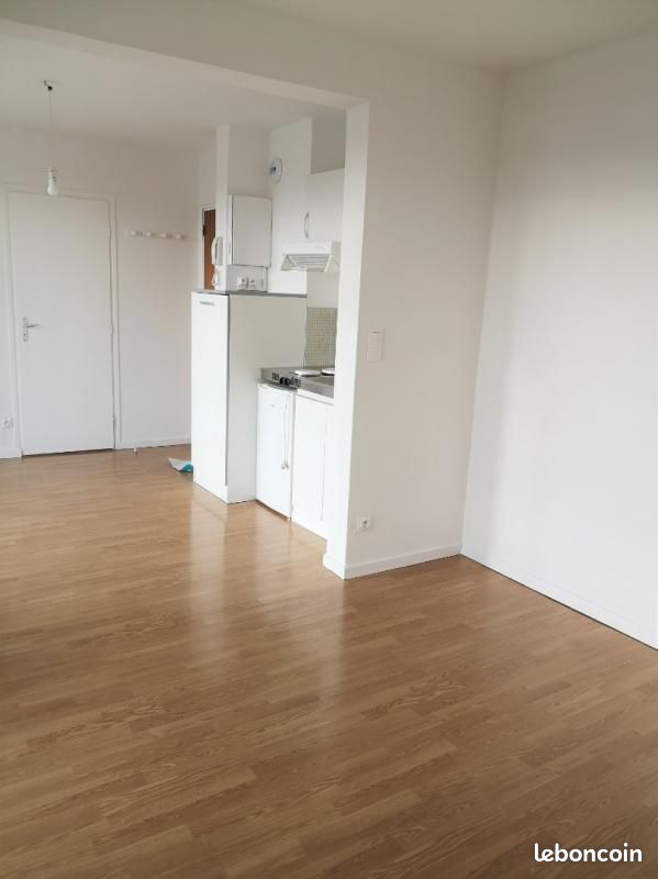 Appartement 1 pièce 21 m² · à Calais · 21 m² · 490 €