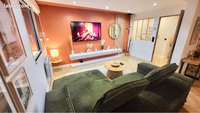Appartement 5 pièces 74 m² · à Concarneau · 74 m² · 990 €