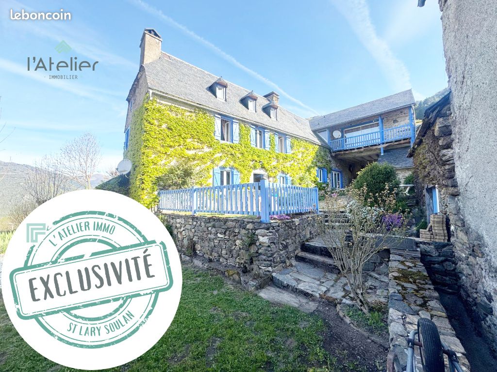 Maison 11 pièces 210 m² · à Gouaux · 210 m² · 633 000 €