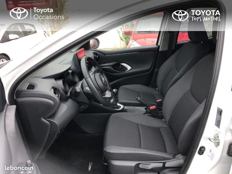 Toyota Yaris 120 VVT-i Design (image 10)
