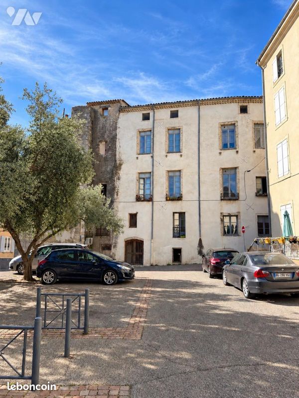 Immeuble 604 m² · à Pont-Saint-Esprit · 604 m² · 483 000 €