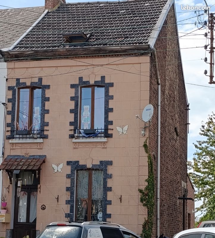 Maison 4 pièces 100 m² · à Hautmont · 100 m² · 80 000 €