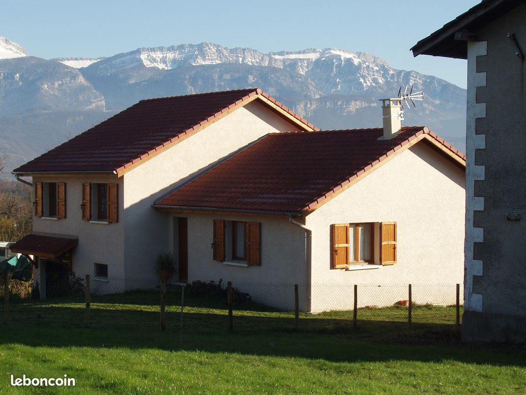 Maison 5 pièces 110 m² · à Saint-Cassien · 110 m² · 1 050 €/mois