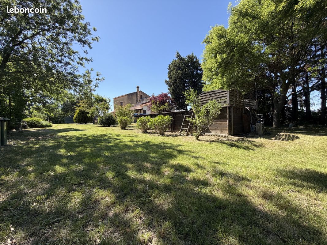 Maison 5 pièces 141 m² · à Caderousse · 141 m² · 370 000 €