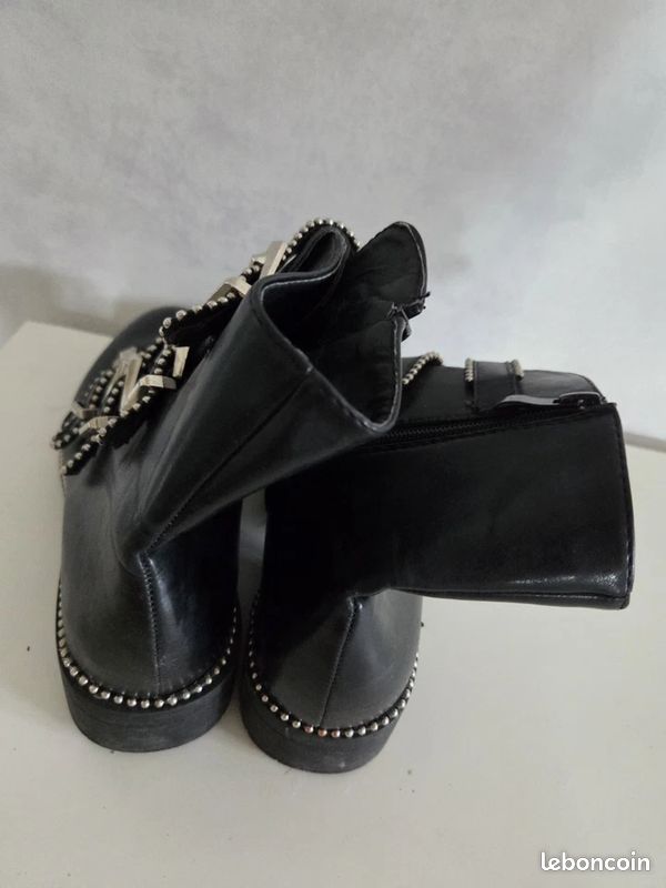 Bottines Noires Cloutées En Cuir - Marque Câble - Pointure 41 EU - Neuf Avec Emballage
