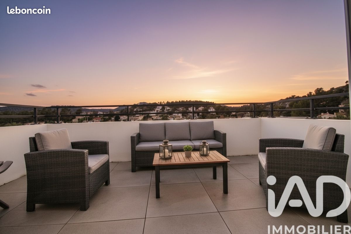 Maison 4 pièces 93 m² · à La Bouilladisse · 93 m² · 379 000 €