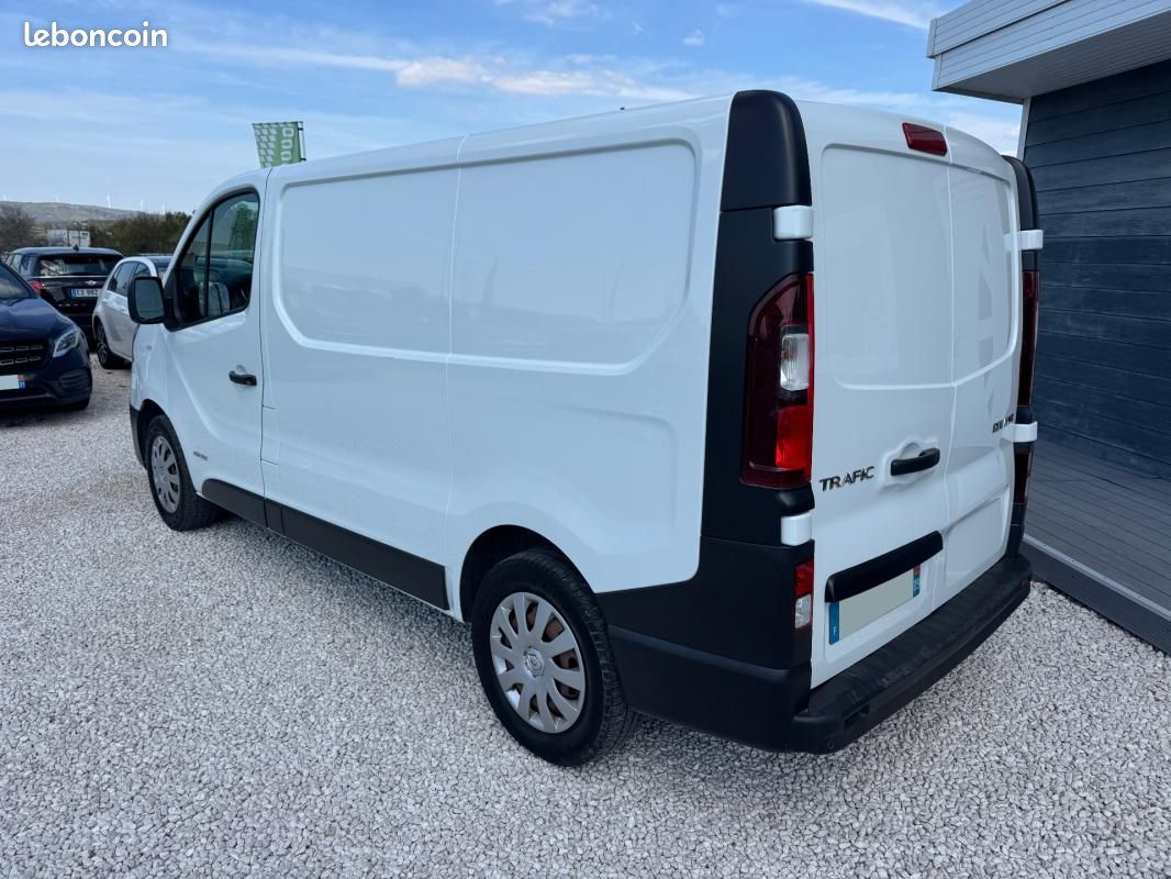 Renault Trafic FOURGON FGN L1H1 1000 KG DCI 145 ENERGY E6 GRAND CONFORT (image 4)