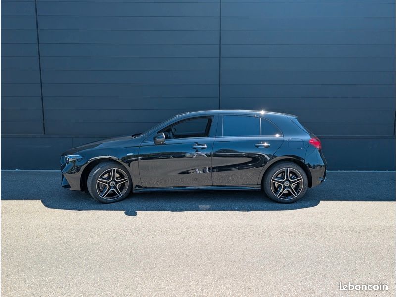 Mercedes Classe A 250 e Hybrid EQ AMG LINE TO SIEGES AVANTS CHAUFFAN (image 2)