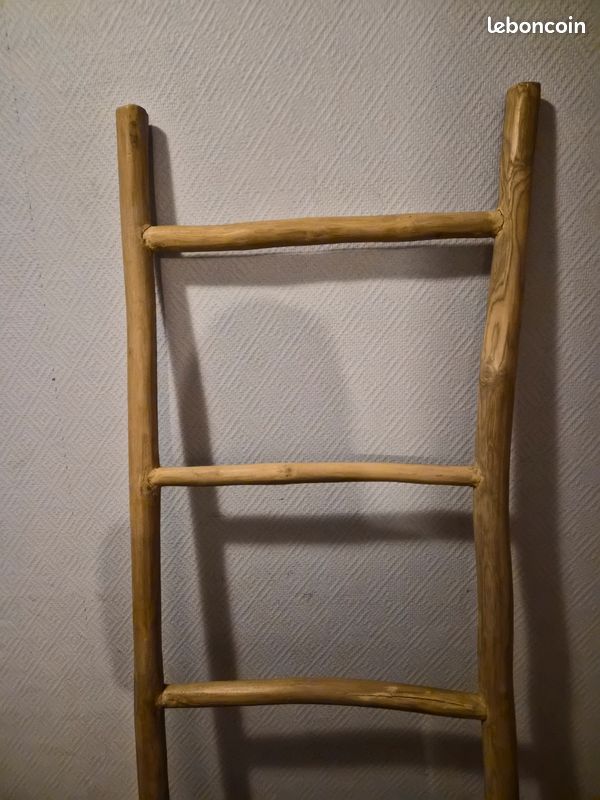 Échelle décorative en bois massif / bois flotté au style naturel et rustique (image 3)