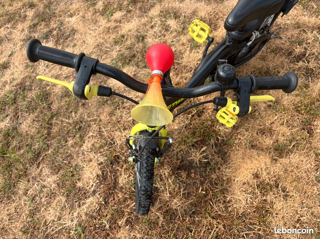 VTT 16 pouces btwin dark hero 500 (image 6)