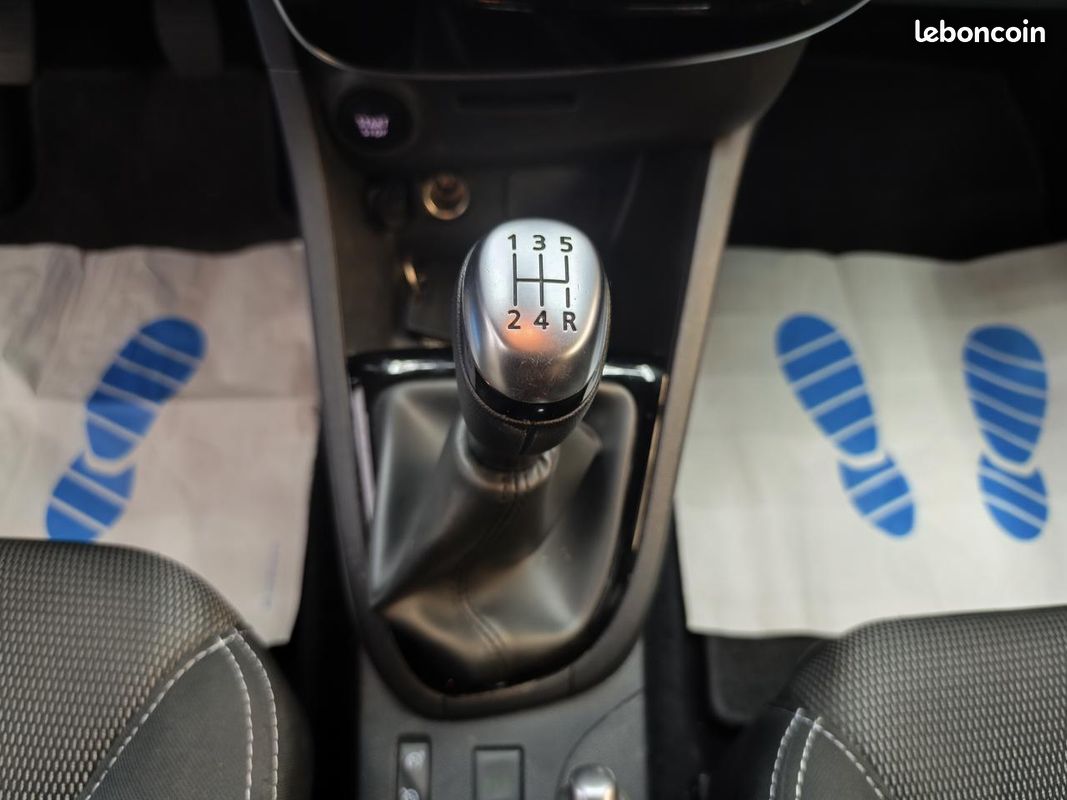 RENAULT CLIO 0.9 TCe 90 CH GENERATION PHASE 2 / RADAR DE RECUL / REGUL / LIMIT / BLUETOOTH / LED / GARANTIE (image 20)