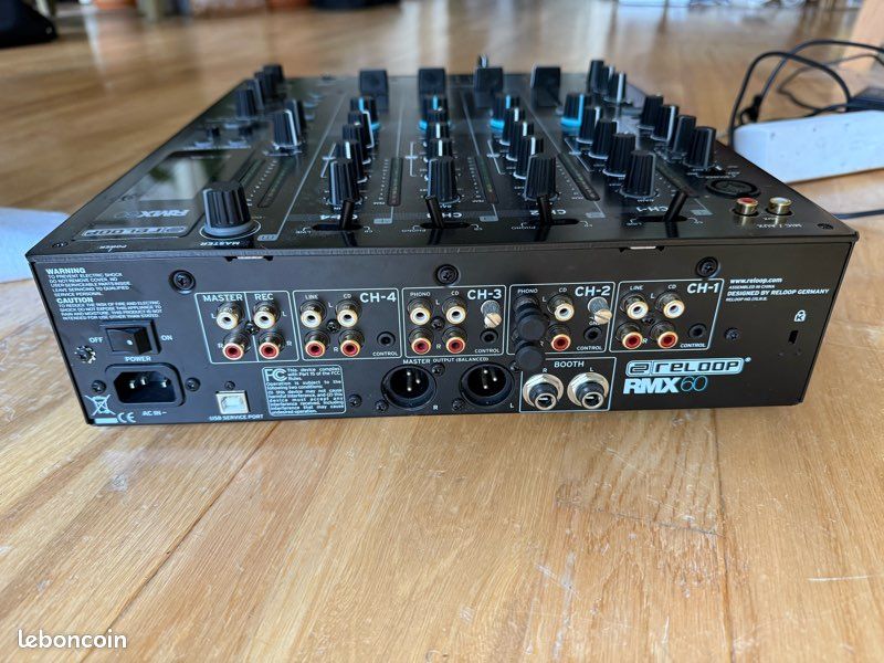 Table de mixage Reeloop RMX 60 digital (image 4)