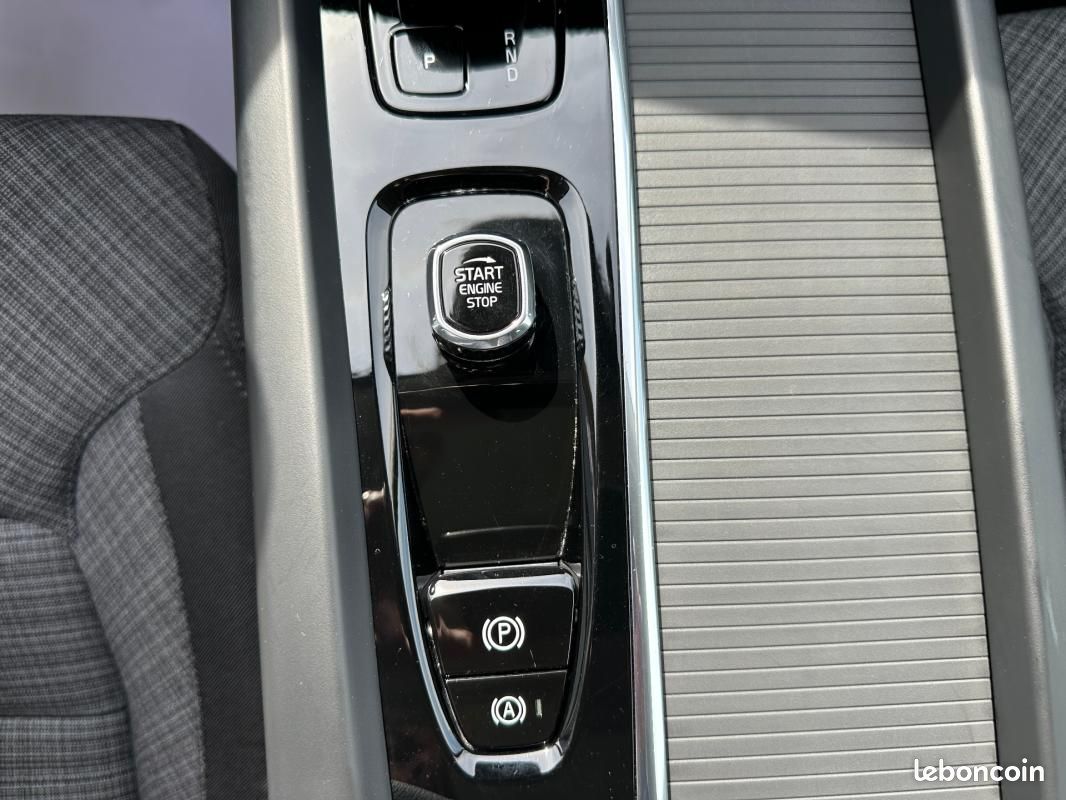 Volvo XC60 T6 AWD Hybride rechargeable 253 ch+145 ch Geartronic 8 Plus Style Chrome (image 18)