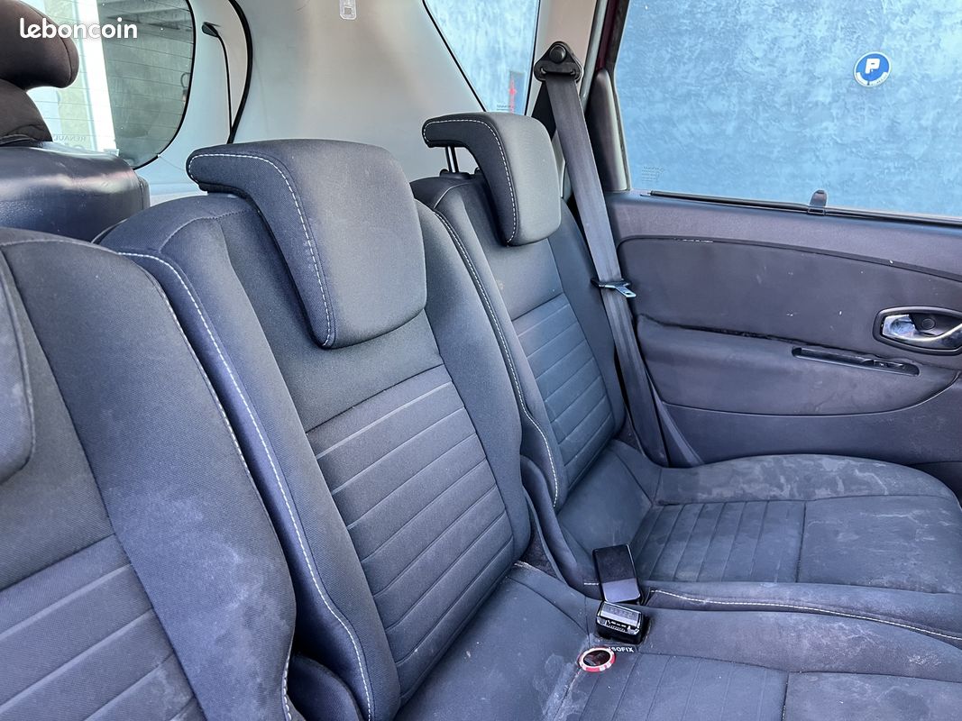Renault SCENIC III 1.5 DCI 110CH LIMITED 2015 (image 10)