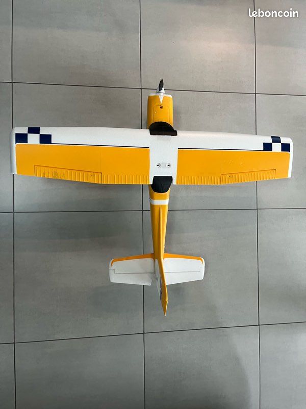 Avion RC FMS Ranger 1220mm complet + télécommande – Jamais volé - Prix négociable (image 1)