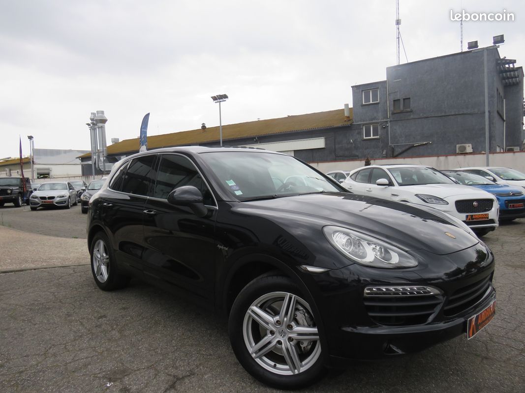 Porsche CAYENNE (958) S HYBRID (image 3)