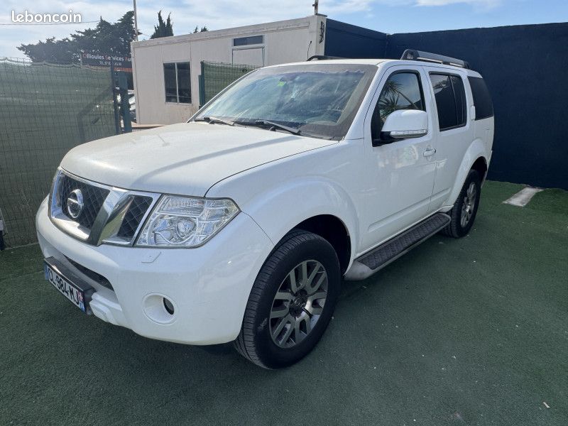 Nissan PATHFINDER 2.5 DCI 190CH LE BVA 7 PLACES (image 3)