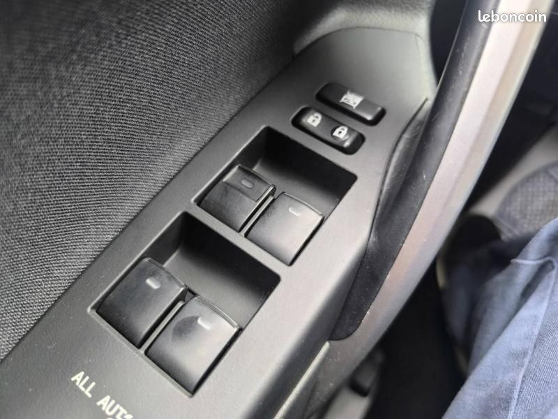 Toyota Auris HSD 136h Dynamic (image 26)