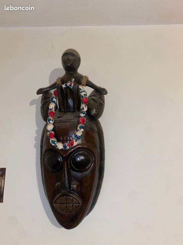 Masque indonésien (image 1)