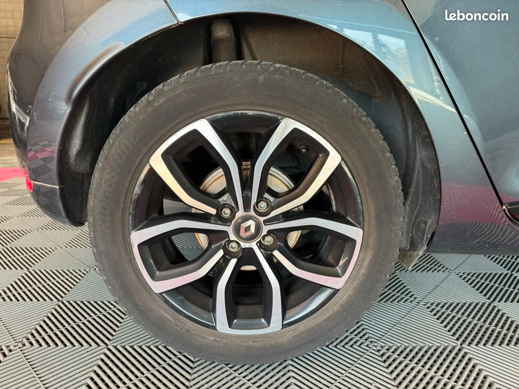 Renault clio iv 0.9 tce 90 intens (image 11)