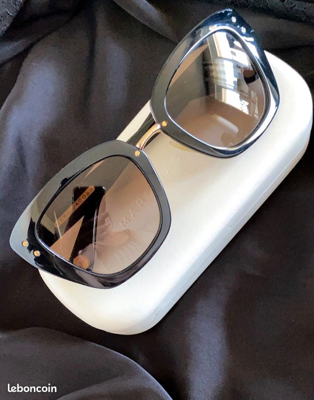 Lunette de soleil Marc Jacob (image 1)
