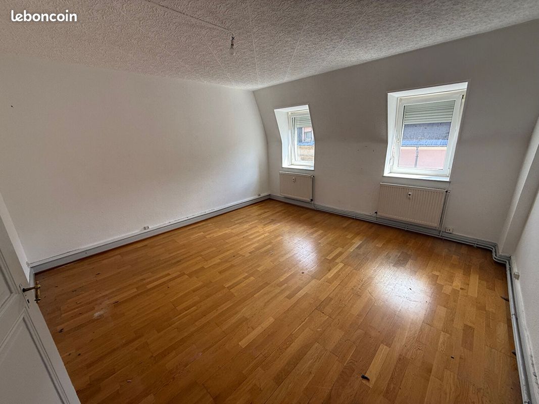 Appartement 3 pièces 102 m² · à Mulhouse · 102 m² · 830 €