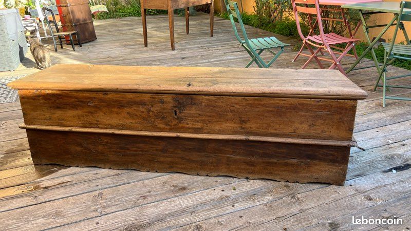 Vend grand coffre ancien en bois (image 6)