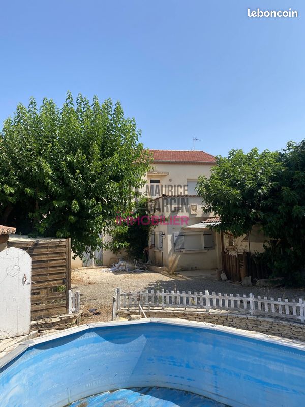 Maison 6 pièces 256 m² · à Sorgues · 256 m² · 296 800 €
