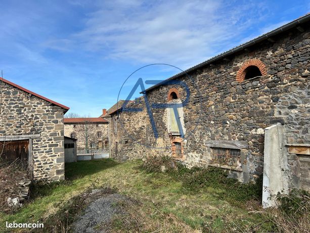 Inconnu 500 m² Lubilhac