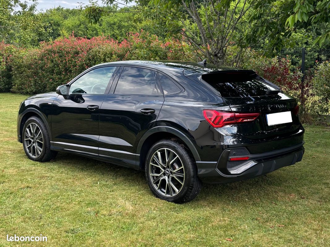 Audi Q3 SPORTBACK 35 TFSI 150 ch Stronic S-line / Suivi complet Audi (image 4)